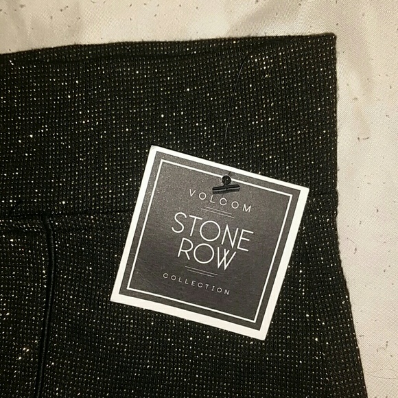 NEW VOLCOM SHIMMERY SHORTS - Picture 2 of 5